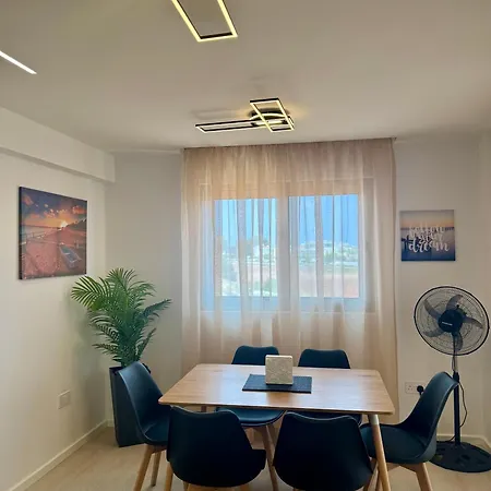 Trinity Breeze Renovated 2br Close To Trinity With Private Parking Paralimni